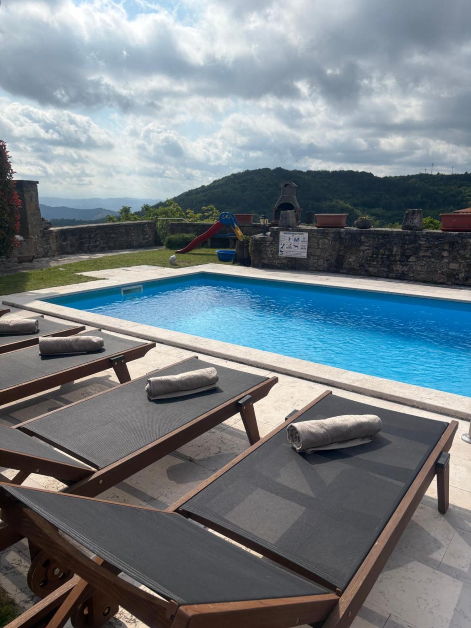 Villa Letizia Oprtalj Exterior foto