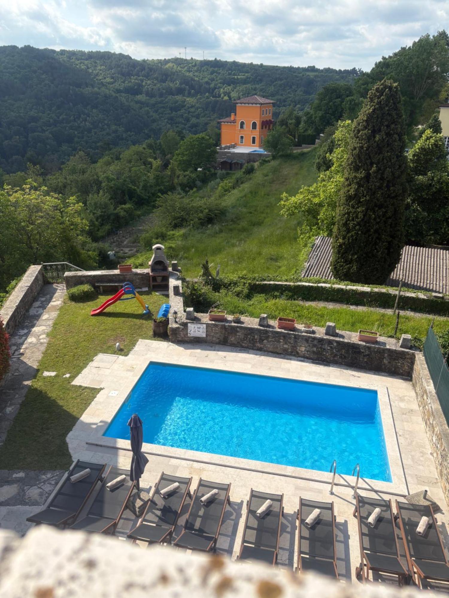 Villa Letizia Oprtalj Exterior foto